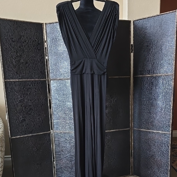 Black Ruched V-Neck Jumpsuit for Cocktail Nights - Picture 1 of 16
